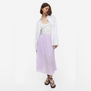 PLEATED CHIFFON SKIRT